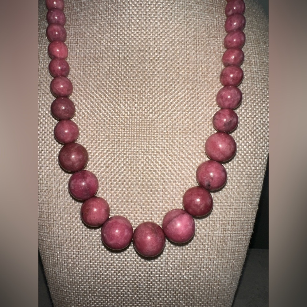 Rose Rhodonite Graduated Bead Necklace by Jay King - Picture 4 of 13